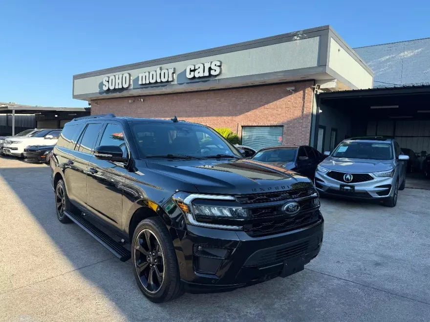 2022 Ford Expedition MAX Limited photo 1