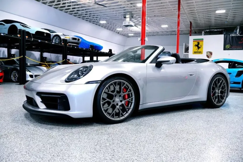 2024 Porsche 911 4S 4 GTS Cabriolet photo 1