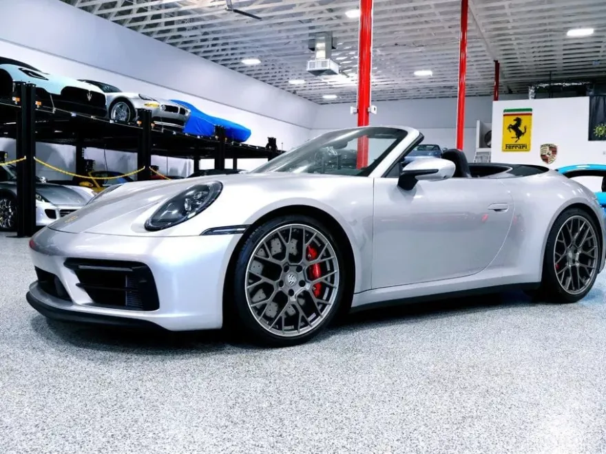 2024 Porsche 911 4S 4 GTS Cabriolet photo 1