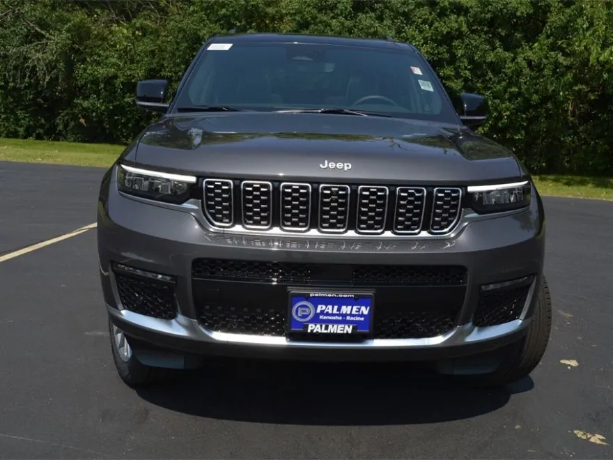 2025 Jeep Grand Cherokee L Summit photo 1