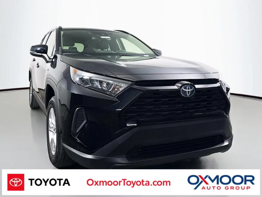 2020 Toyota RAV4 Hybrid LE photo 1
