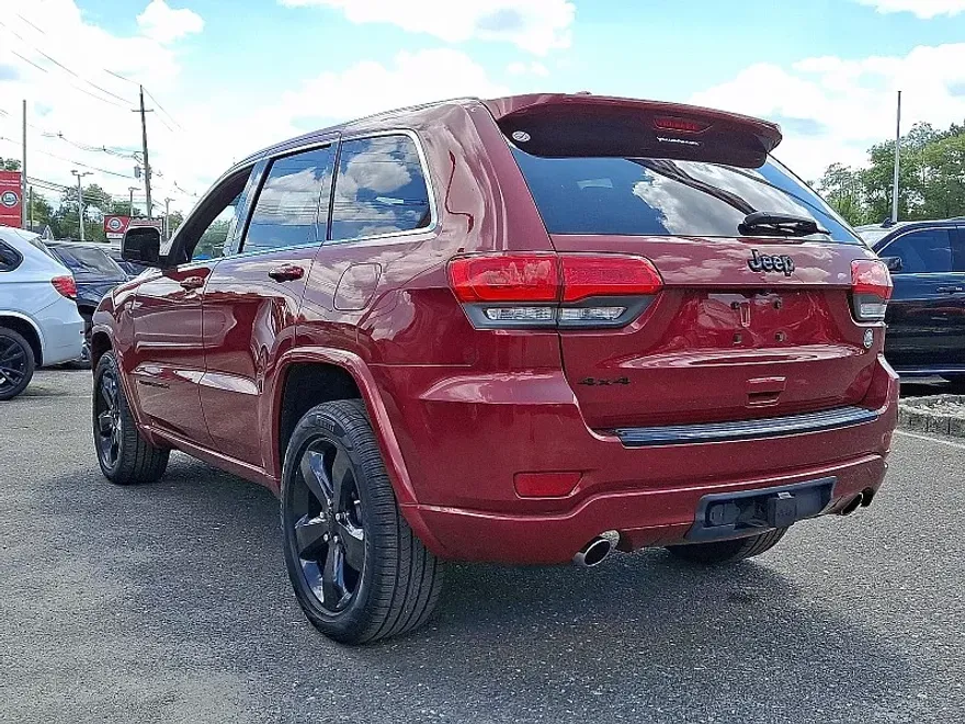 2014 Jeep Grand Cherokee Altitude photo 1
