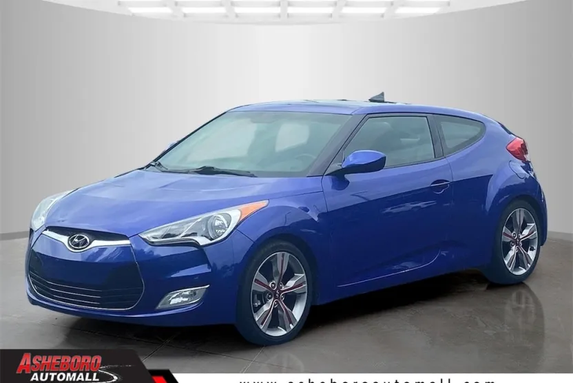 2013 Hyundai Veloster Base photo 1