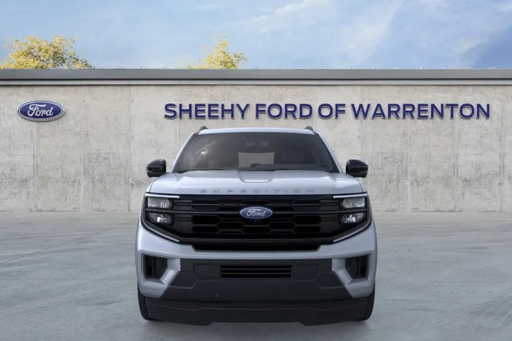 2025 Ford Expedition MAX photo 1