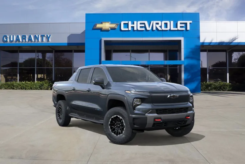 2026 Chevrolet Silverado Trail Boss photo 1