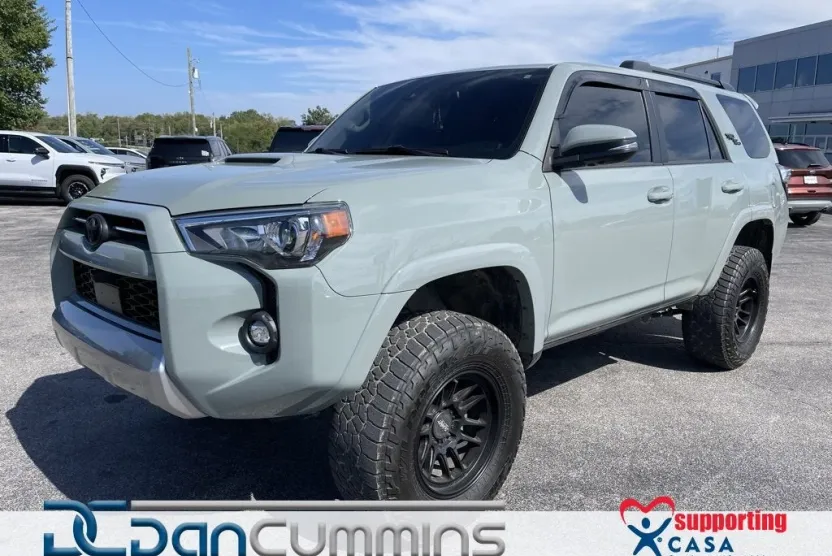 2023 Toyota 4Runner TRD Premium photo 1