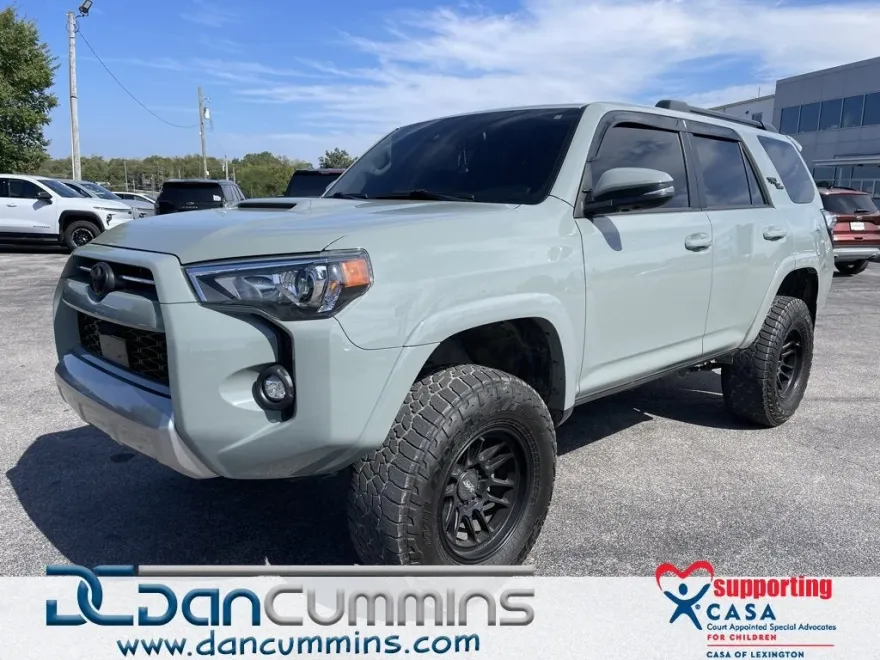 2023 Toyota 4Runner TRD Premium photo 1