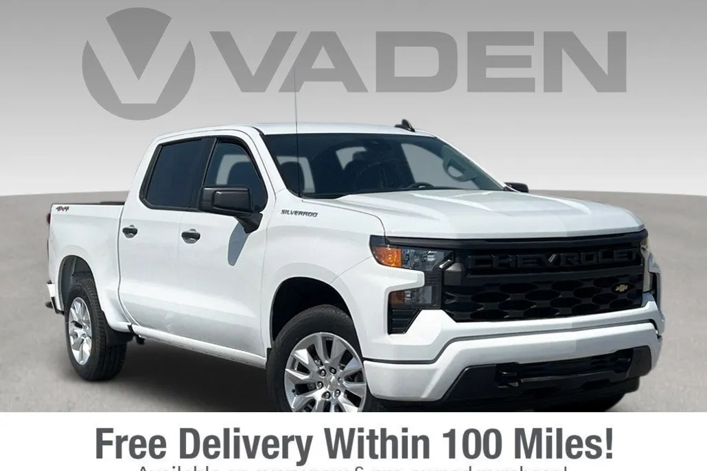 2024 Chevrolet Silverado 1500 Custom photo 1