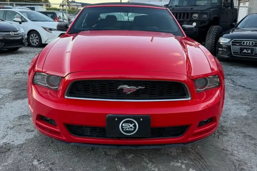 2014 Ford Mustang Base photo 1