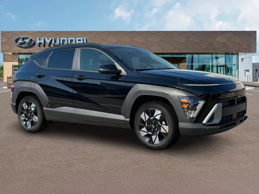 2025 Hyundai Kona SEL photo 1