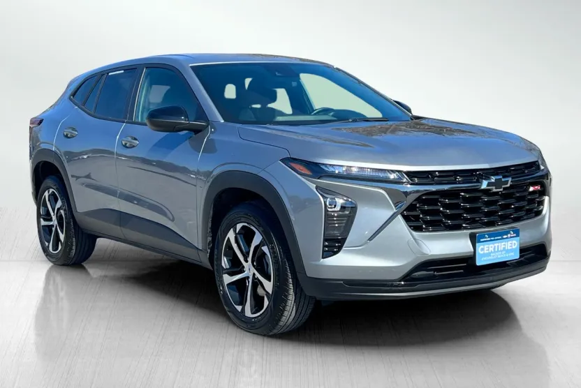 2024 Chevrolet Trax photo 1