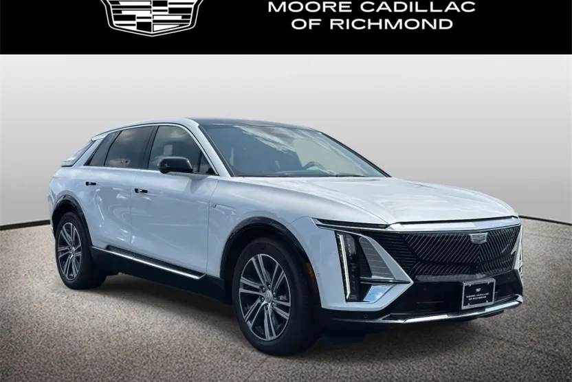 2025 Cadillac Lyriq Luxury photo 1