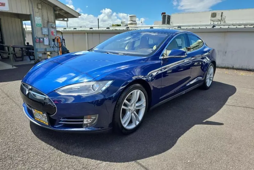 2015 Tesla Model S 85D photo 1