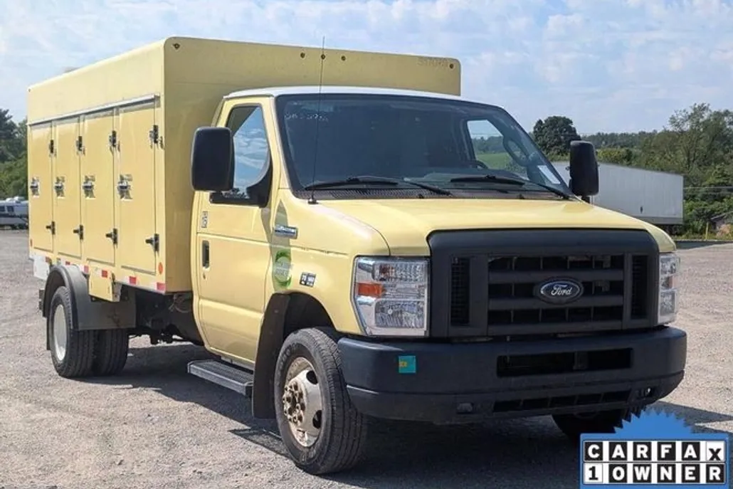 2019 Ford E-450 photo 1