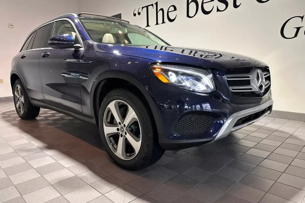 2019 Mercedes Benz GLC 300 4MATIC photo 1