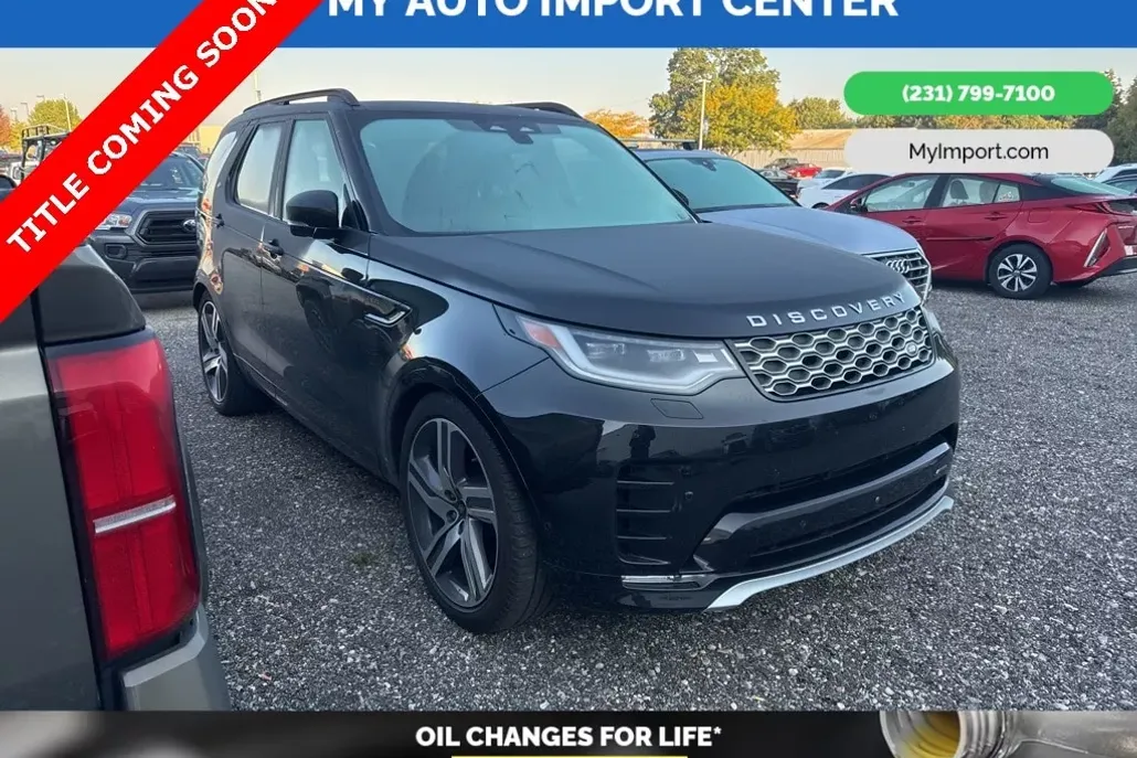 2023 Land Rover Discovery Metropolitan Edition photo 1