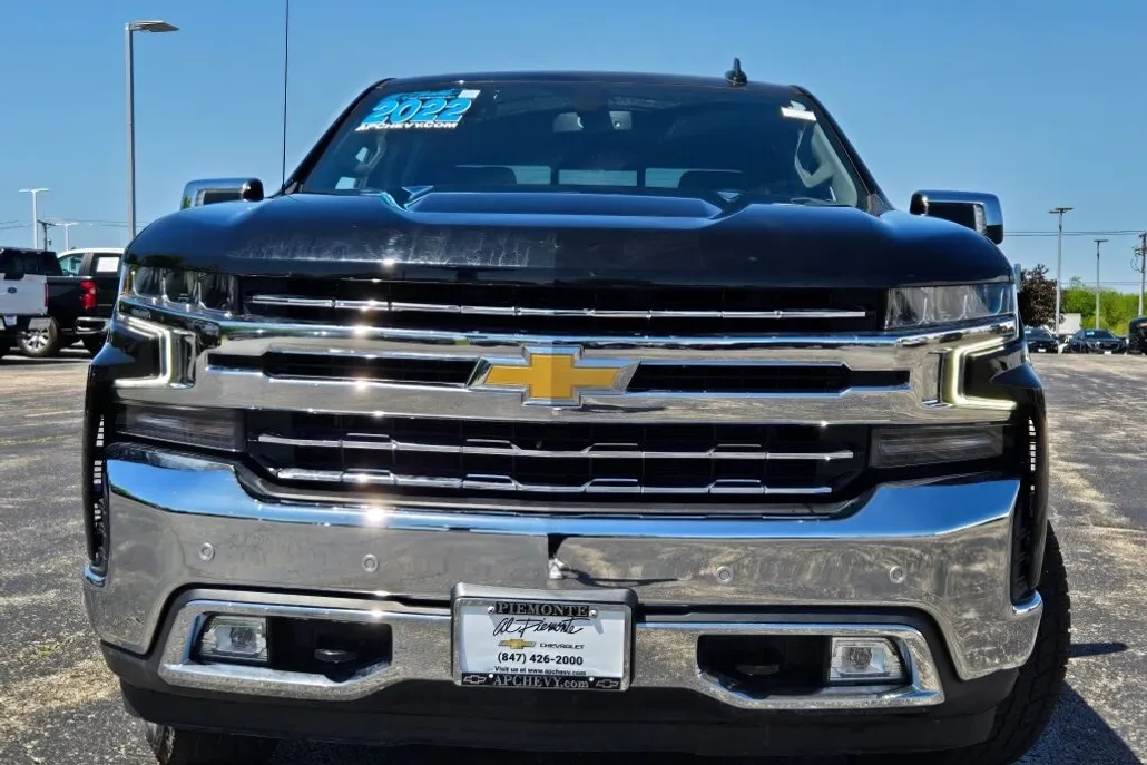 2022 Chevrolet Silverado 1500 LTZ photo 1
