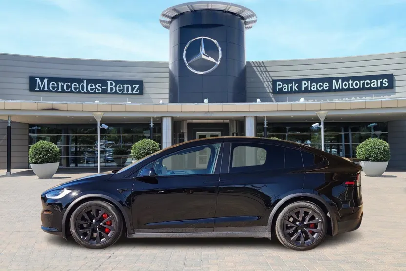 2023 Tesla Model X Standard Range photo 1