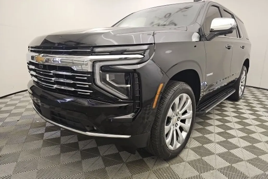 2025 Chevrolet Tahoe Premier photo 1