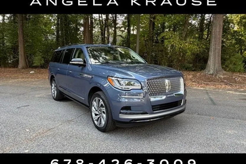 2023 Lincoln Navigator L Reserve photo 1
