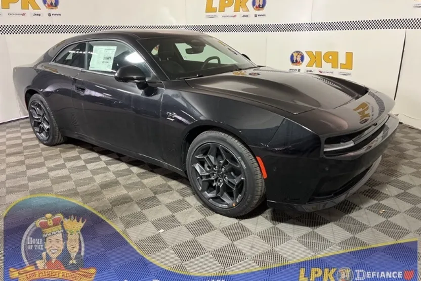 2025 Dodge Charger R/T photo 1