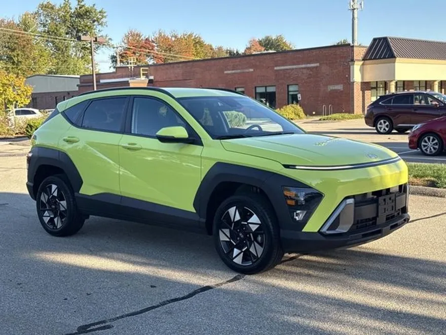 2024 Hyundai Kona SEL photo 1