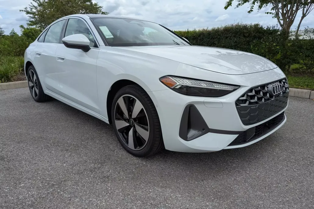 2025 Audi A5 2.0T Premium Plus photo 1
