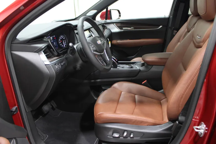 2025 Cadillac XT5 Premium Luxury photo 1