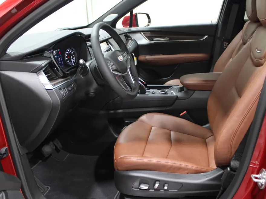 2025 Cadillac XT5 Premium Luxury photo 1
