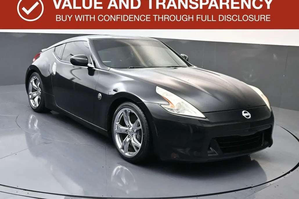 2010 Nissan 370Z Base photo 1