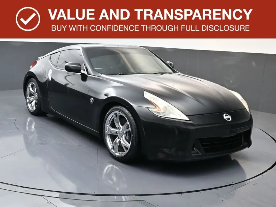 2010 Nissan 370Z Base photo 1