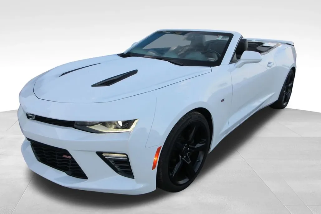 2016 Chevrolet Camaro 2SS photo 1