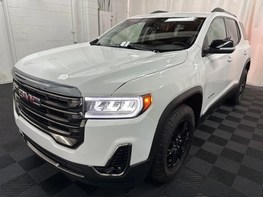 2023 Gmc Acadia AT4 photo 1