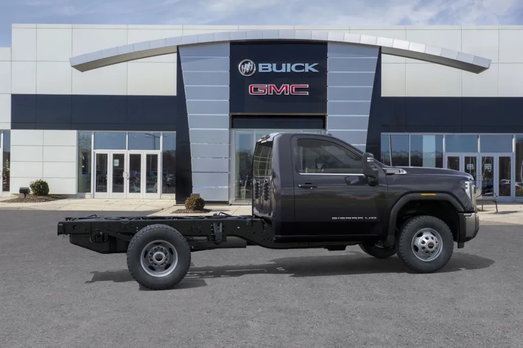 2025 Gmc Sierra 3500 HD Pro photo 1