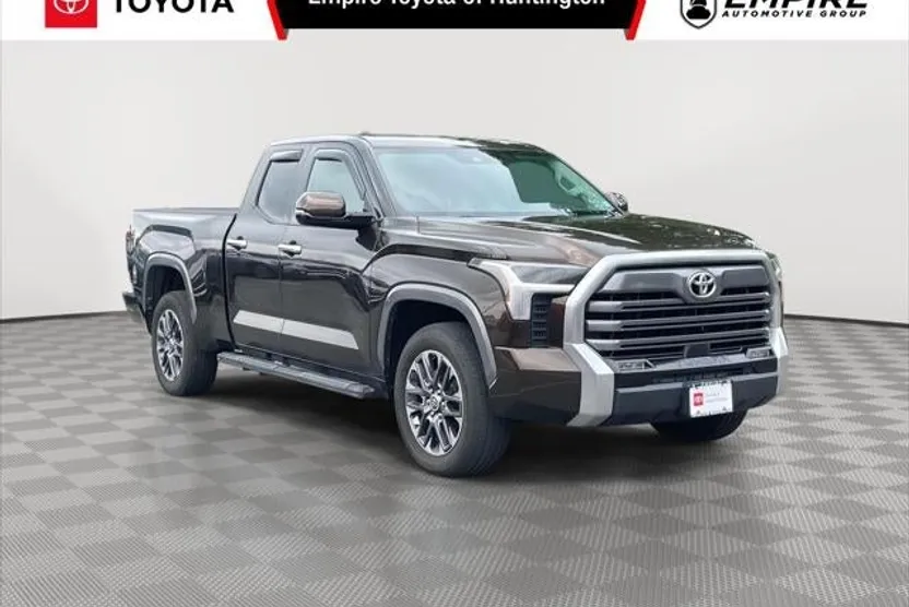 2023 Toyota Tundra Limited photo 1