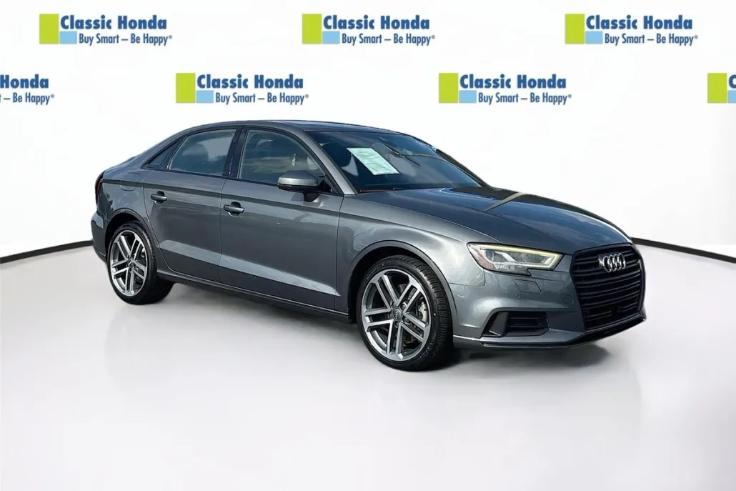 2020 Audi A3 Premium Plus photo 1