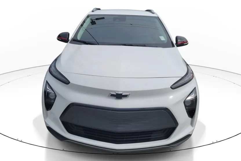 2023 Chevrolet Bolt EUV photo 1