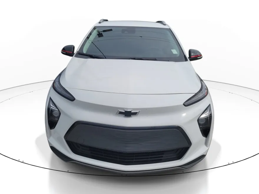 2023 Chevrolet Bolt EUV photo 1