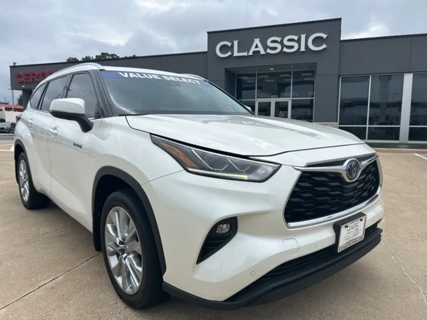 2021 Toyota Highlander Hybrid Limited photo 1