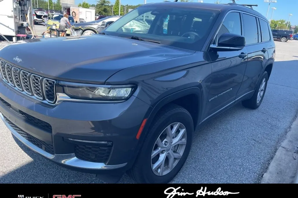 2022 Jeep Grand Cherokee Limited photo 1
