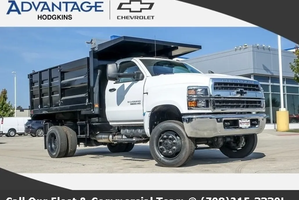 2024 Chevrolet Silverado 5500HD Work Truck photo 1