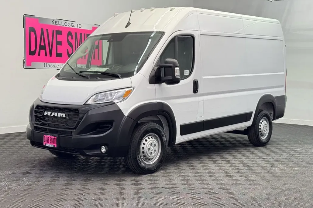 2025 Ram ProMaster 1500 Tradesman photo 1