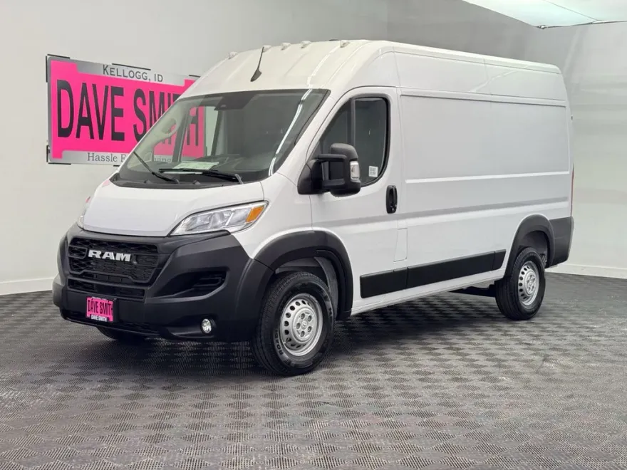 2025 Ram ProMaster 1500 Tradesman photo 1
