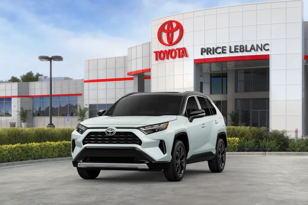 2025 Toyota RAV4 Hybrid XSE photo 1