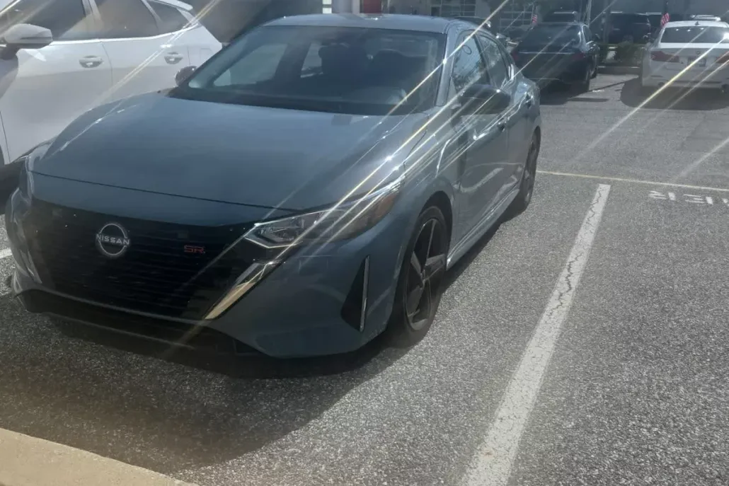 2024 Nissan Sentra SR photo 1