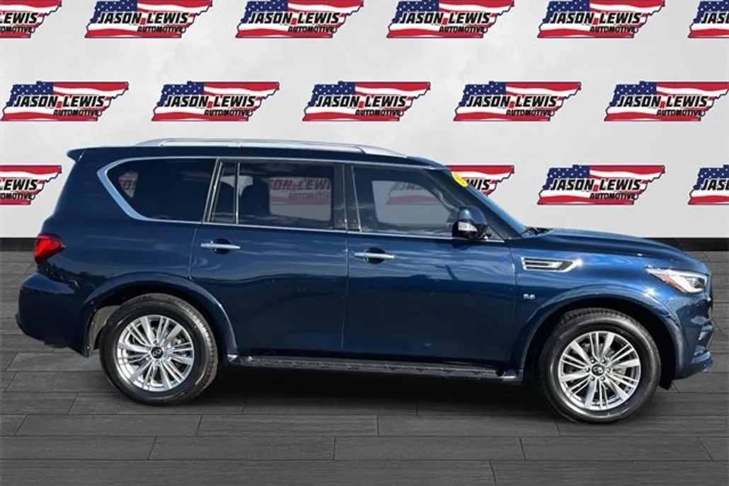 2020 Infiniti QX80 Luxe photo 1