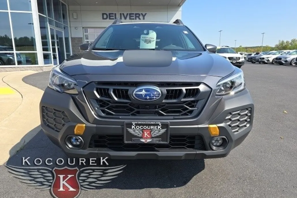 2025 Subaru Outback Wilderness photo 1