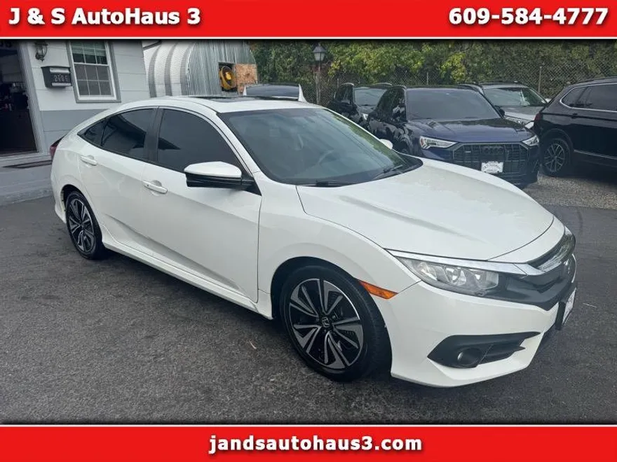2017 Honda Civic EX-T photo 1