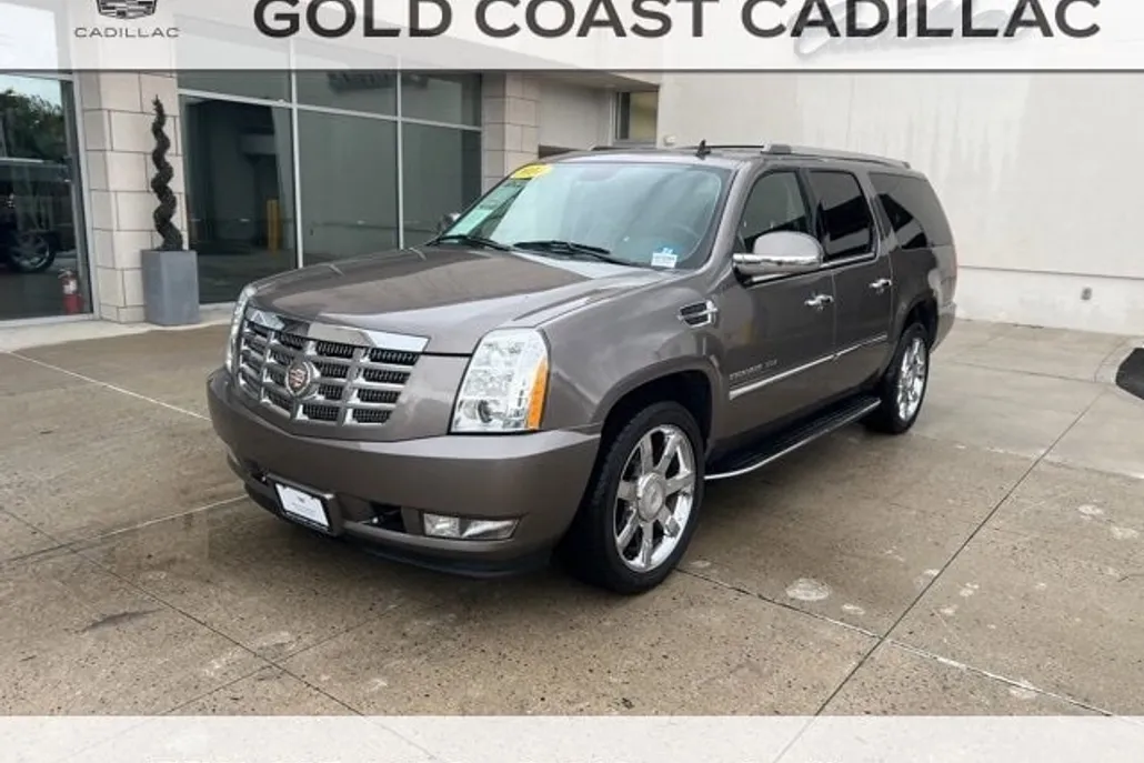 2014 Cadillac Escalade ESV Luxury photo 1