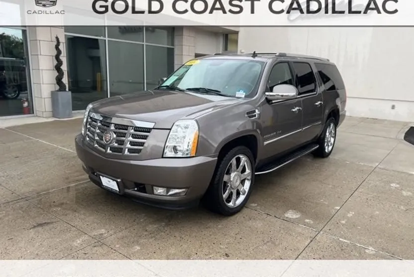 2014 Cadillac Escalade ESV Luxury photo 1